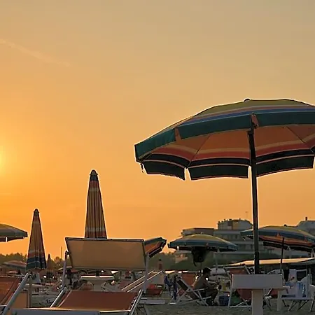 Warm Flat 100m From The With Ac - Beahost Bibione