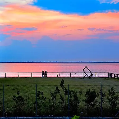 Warm Flat 100m From The With Ac - Beahost 3* Bibione