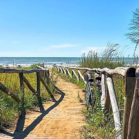Warm Flat 100m From The With Ac - Beahost Hotel Bibione